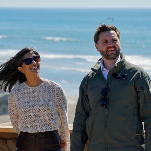 El vicepresidente JD Vance y su esposa, Usha Vance, esperan su cuarto hijo