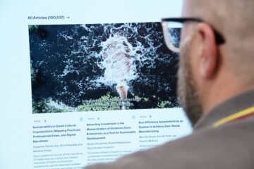 Miles de científicos hinchan su currículum con estudios autopublicados que cuestan millones de euros de dinero público