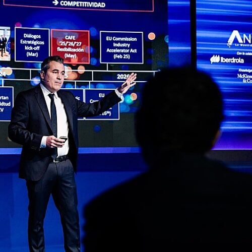 El sector de la automoción reclama una regulación a favor del coche eléctrico