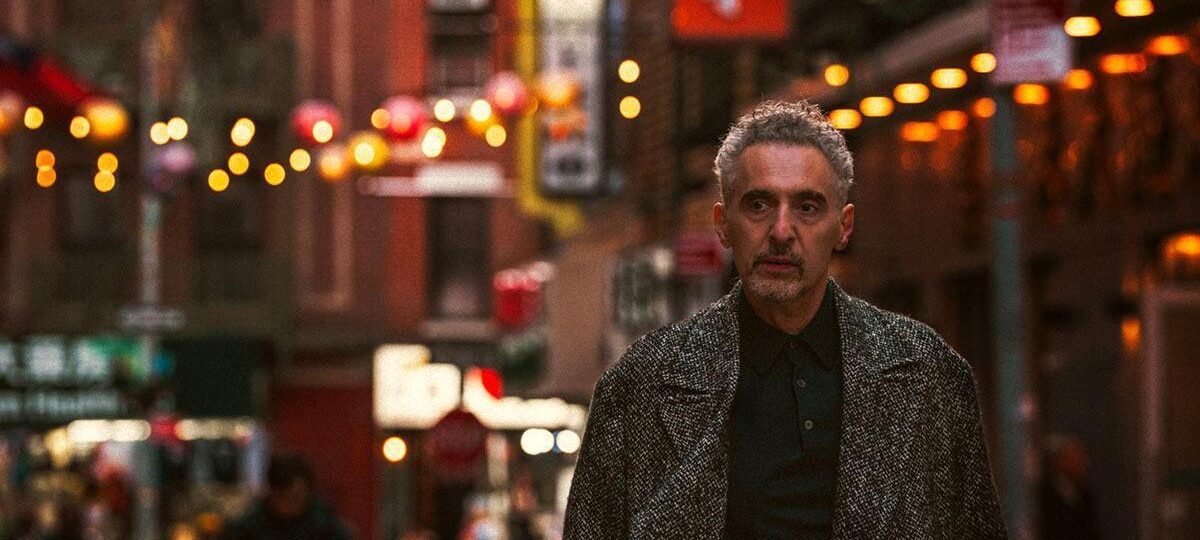 La Berlinale celebra la carcajada triste de John Turturro en The Only Living Pickpocket in New York (****)