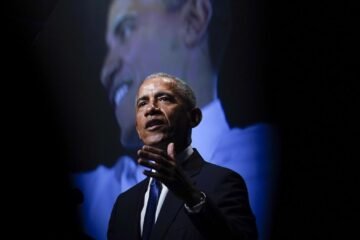 Obama critica el “espectáculo de payasos” en redes y televisión en referencia al vídeo de los simios de Trump