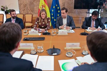 ¿Cómo fueron los paquetes del Gobierno para paliar el coste de crisis anteriores?
