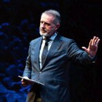 Telefónica pierde el millón de accionistas ante la salida del inversor nacional tras la llegada del Gobierno