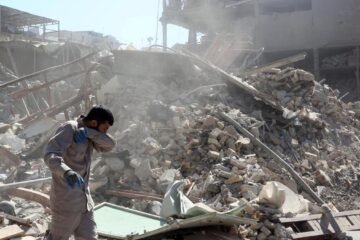 Guerra en Irán y última hora de los ataques de EE.UU. e Israel | Elección de Jamenei, precio del petróleo y ataques en Teherán y Bahréin