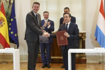 El Gobierno se suma a la defensa de la UE y Trump califica a España de “perdedora”