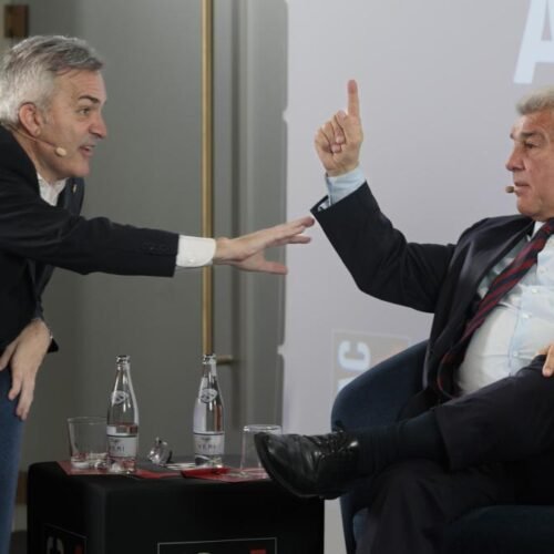 Laporta responde a Xavi en el debate con Font: “Con los mismos jugadores, Xavi perdía y Flick gana”