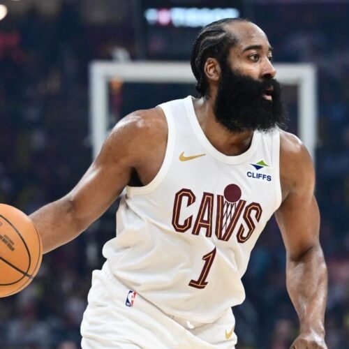 James Harden se asienta entre los máximos anotadores de la historia de la NBA