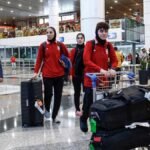 Dos futbolistas iraníes más retiran su petición de asilo en Australia para regresar a Teherán