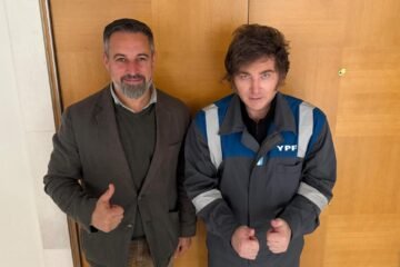 Milei hace un viaje “exprés” a Madrid y se cita con Abascal