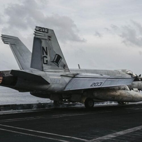 Italia niega a EE.UU. el uso de la base de Sigonella para vuelos hacia Oriente Medio