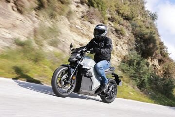 Probamos la nueva Honda WN7 eléctrica, una moto para la historia