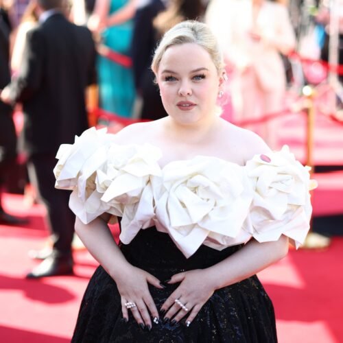 Nicola Coughlan, actriz de ‘Los Bridgerton’, se niega a ser la imagen del ‘body positive’: “Muchas cosas me apasionan, pero esta no”