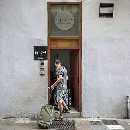 Airbnb lanza un proyecto piloto en Madrid que incluye hoteles por primera vez en su catálogo