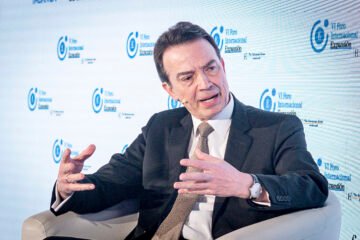 Revolución en Enagás: compra el 31% de Térega, el gestor de las redes de gas de Francia, y vende el 40% del negocio de producción de hidrógeno