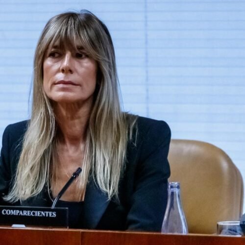 Hazte Oír reclama 24 años de cárcel para Begoña Gómez, que pide anular su procesamiento