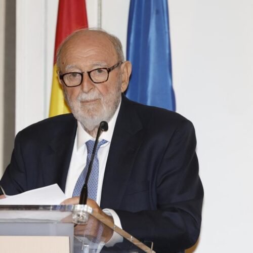 Muere a los 86 años el periodista Diego Carcedo, una de las voces históricas de RTVE