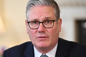 Starmer admite que no informó correctamente al Parlamento del nombramiento de Mandelson