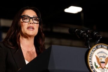 La secretaria de Trabajo de Trump dimite en medio de acusaciones de conducta indebida