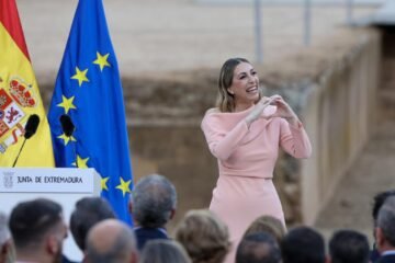 Guardiola, en la toma de posesión: “Hago un llamamiento a la moderación y a la conversación pausada”