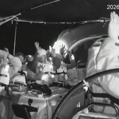 Israel detiene a 175 activistas de la Flotilla cerca de la isla griega de Creta