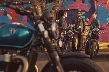 Triumph arranca la temporada con un evento simultáneo en toda España