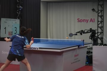 Un robot entrenado con IA derrota a una jugadora de élite de ping‑pong