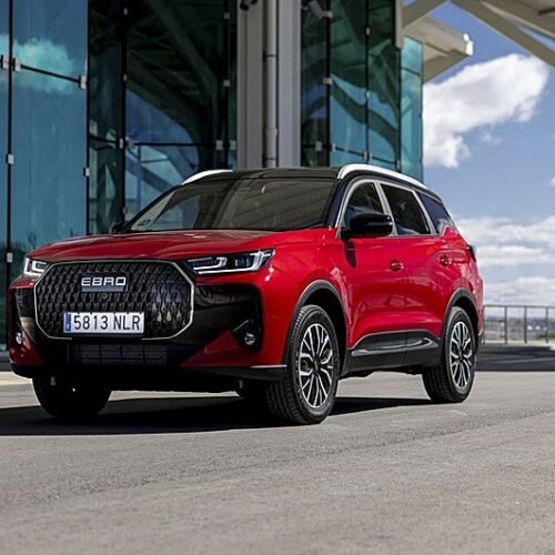 Ebro s700 HEV: la apuesta híbrida que desafía a los líderes del segmento SUV