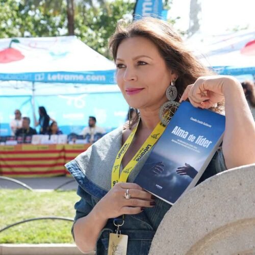 Sant Jordi redefine el liderazgo desde lo humano: Claudia Coutin Gutiérrez presenta “Alma de líder”