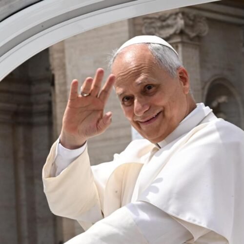 El papa León XIV llega a España para iniciar su visita
