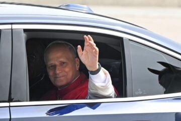 El Papa, en su primer discurso en España: “Vengo a alentar la reconciliación y la cooperación entre las fuerzas de esta nación”