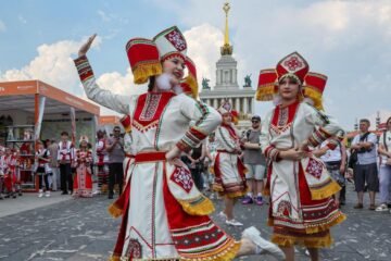 Ucrania irrumpe con sus drones en el Día de Rusia un mes después del desfile de la Victoria sin tanques