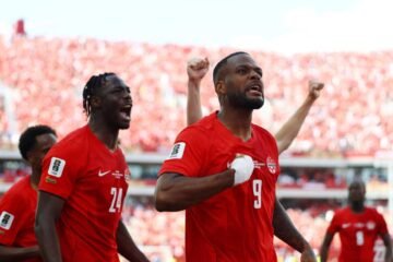 Canadá rompe una maldición ante Bosnia
