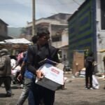 Terremoto en Venezuela, en directo | Catalunya envía a un equipo de 15 bomberos y 10 forenses para colaborar en las labores de rescate