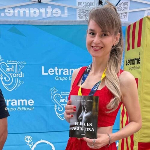Susana Breska Sisterna emociona en Sant Jordi con ‘Ella es Agustina’, una novela negra basada en hechos reales que denuncia la violencia contra la infancia