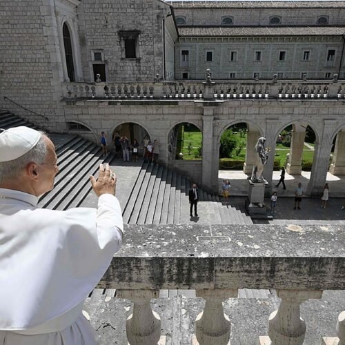 El Papa visita en privado Montecassino para pedir el fin de las guerras