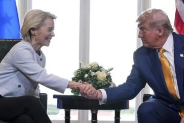 Año I del acuerdo de Turnberry: nuevas amenazas arancelarias de Trump y satisfacción en la UE con un pacto que «nunca fue perfecto, fue pragmático»