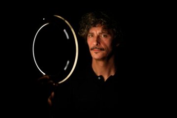 Antonio Pagudo: «La actualidad tiene tantos elementos del Teatro del Absurdo que asusta»