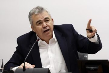 La UCO sostiene que Cerdán dejó de usar su tarjeta de crédito al llegar Ábalos al Ministerio