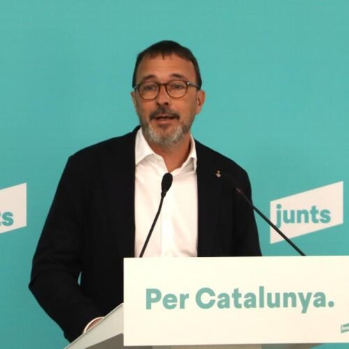 Junts hace balance de los dos primeros años de Illa como president: “Es un Govern desbordado y colapsado”