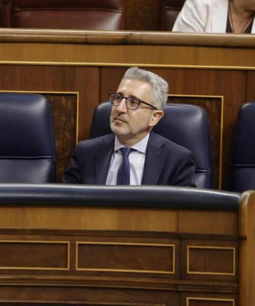 El Gobierno salva tres leyes, pero vuelve a perder la senda de déficit