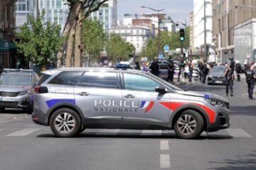Un hombre detenido tras herir a tres mujeres con cuchillos en París