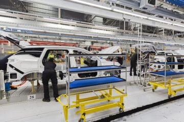 La automoción europea busca competitividad ante el asalto chino