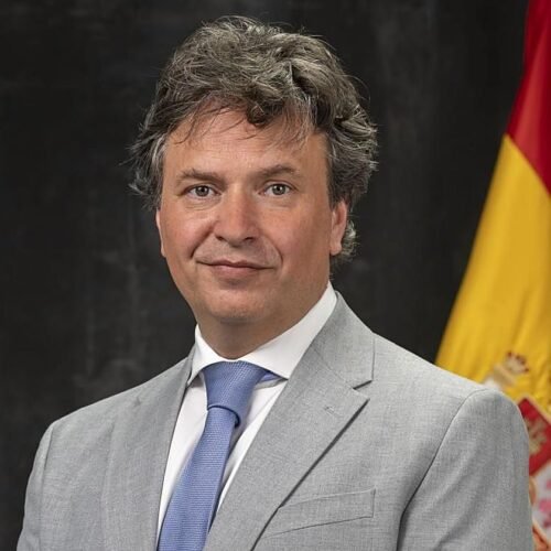 Los altos funcionarios recurrirán el cambio legal para nombrar director del Tesoro al marido una dirigente socialista