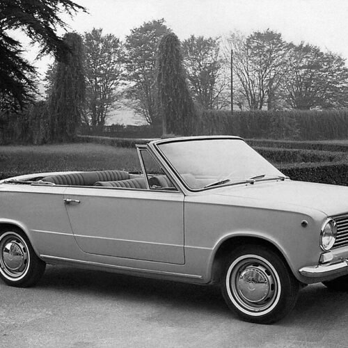 Fiat 124 C4: un descapotable único…, y un Papa al que le robaron el maletín