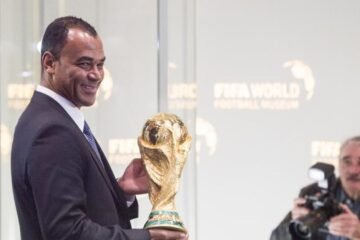Históricos como Cafú, Zanetti y Roberto Carlos muestran su apoyo a Infantino