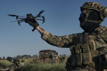 Un caza español en la misión de la OTAN derriba un dron que violaba el espacio aéreo rumano