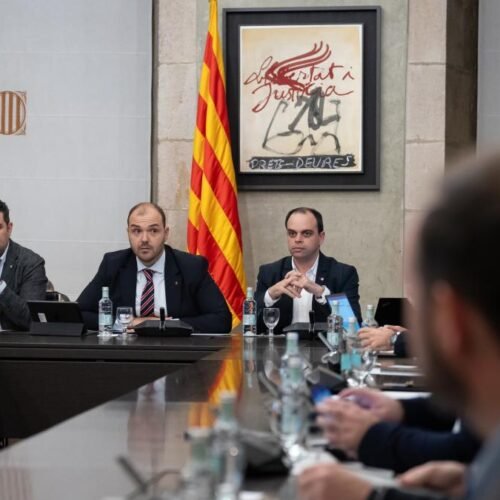 Más de 740 municipios catalanes se suman al canal directo con operadoras de telefonía