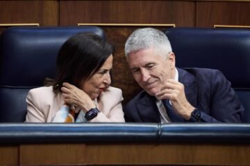 Defensa e Interior exhiben versiones contrarias sobre los avisos previos a la crisis de Ceuta