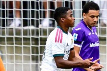 El Real Madrid se deja empatar por la Fiorentina en el estreno de Mourinho