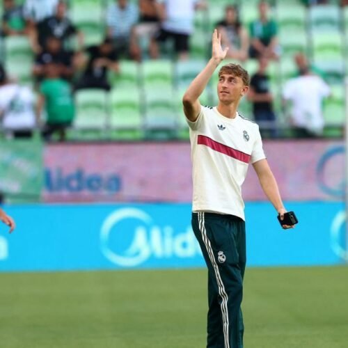 Huijsen no esquiva la sombra de Sergio Ramos: “Jugaba con sus botas, quería ser como él”